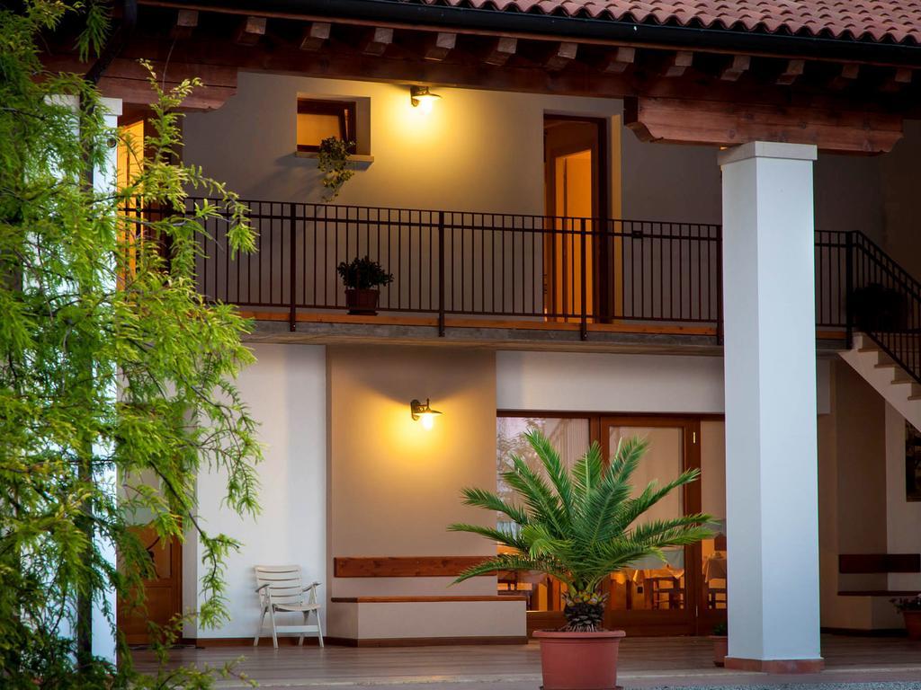 Agriturismo Crocerone Bassano del Grappa Eksteriør billede