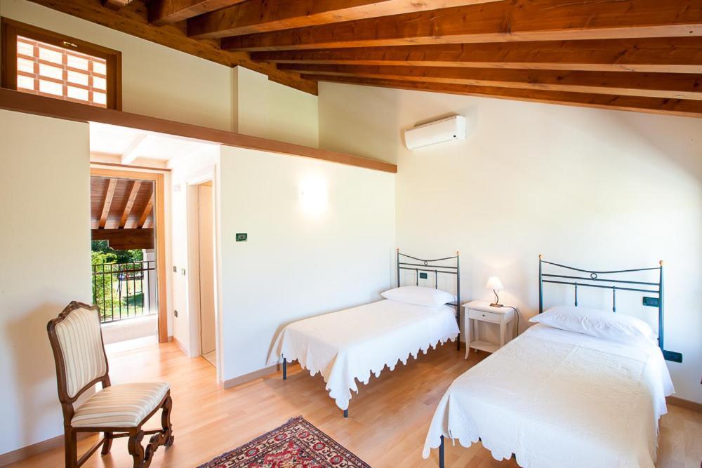 Agriturismo Crocerone Bassano del Grappa Eksteriør billede